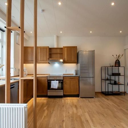Stylish Two Floor Deluxe Apartment - 2 Bedroom Sonderborg Bagian luar foto